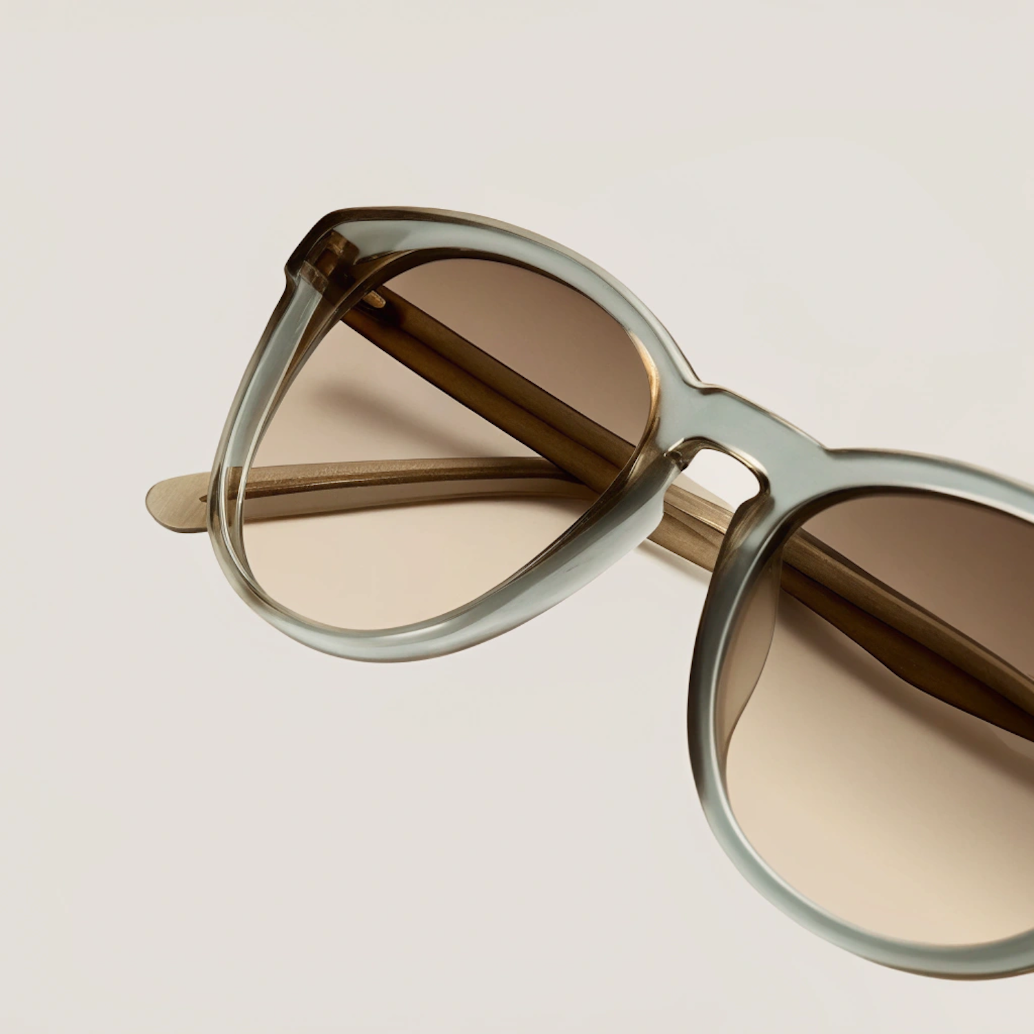 Vantra, Eyewear